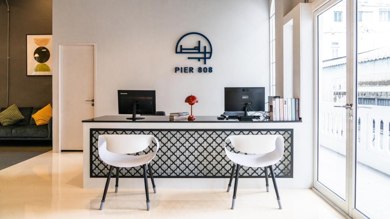 Pier 808 Hostel 방콕 외부 사진