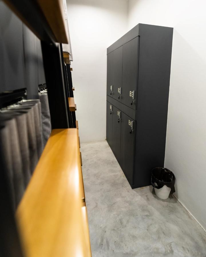 Pier 808 Hostel 방콕 외부 사진