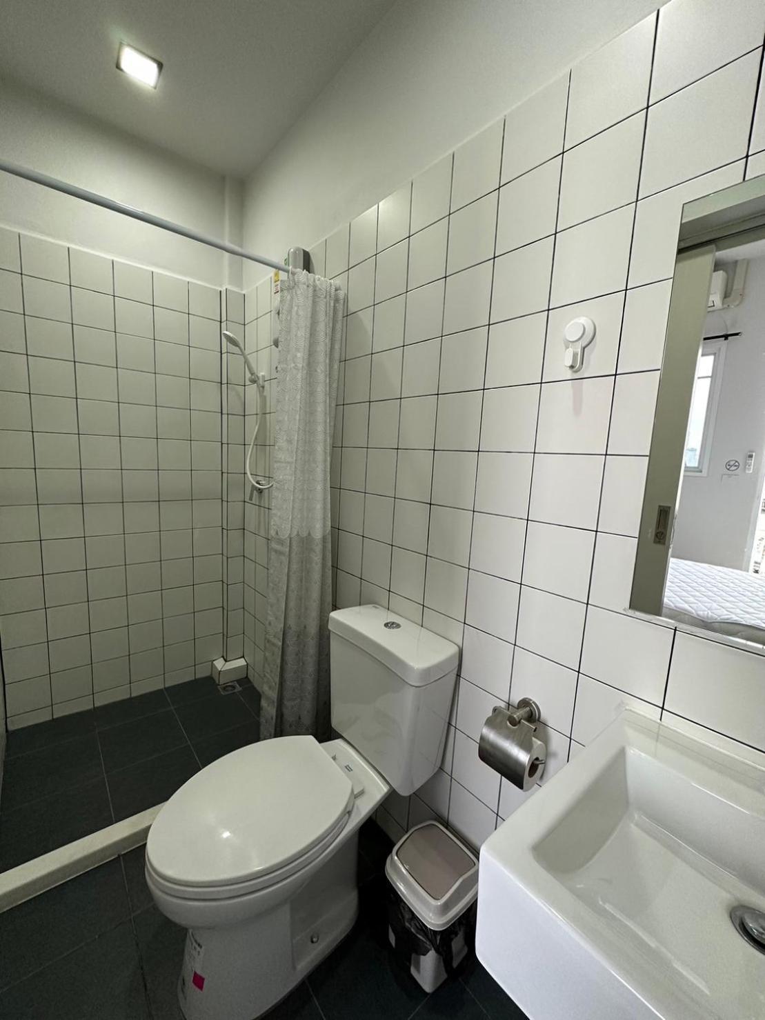 Pier 808 Hostel 방콕 외부 사진